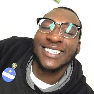 Meet your Posher, Deondre